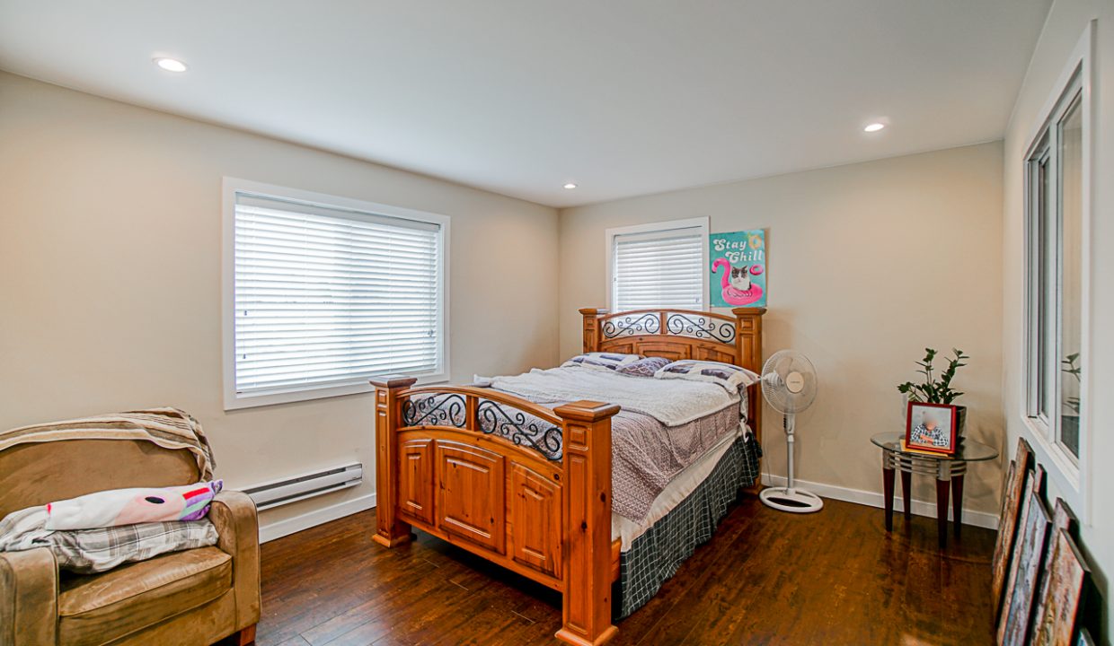 2275 240 Street Langley-30