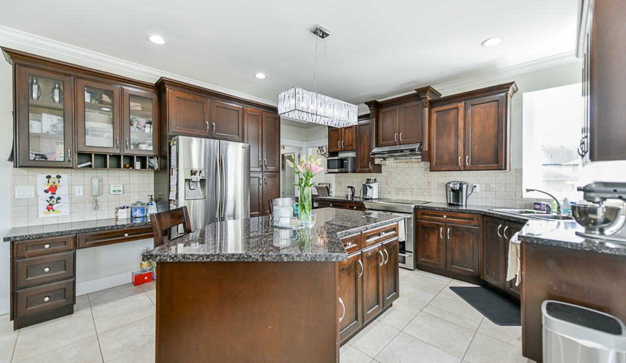 27733 Signal Court Abbotsford-17