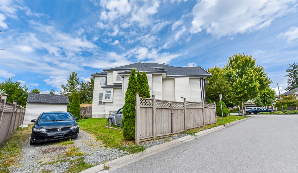 27733 Signal Court Abbotsford-54