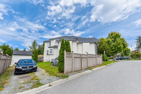 27733 Signal Court Abbotsford-54