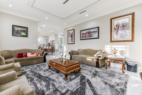 18612 56A Avenue Surrey-12