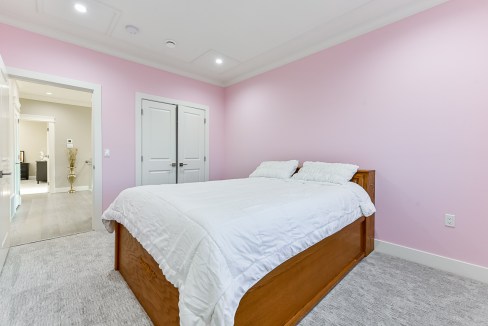 18612 56A Avenue Surrey-38