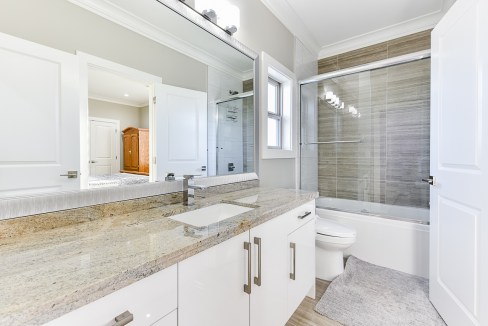 18612 56A Avenue Surrey-40