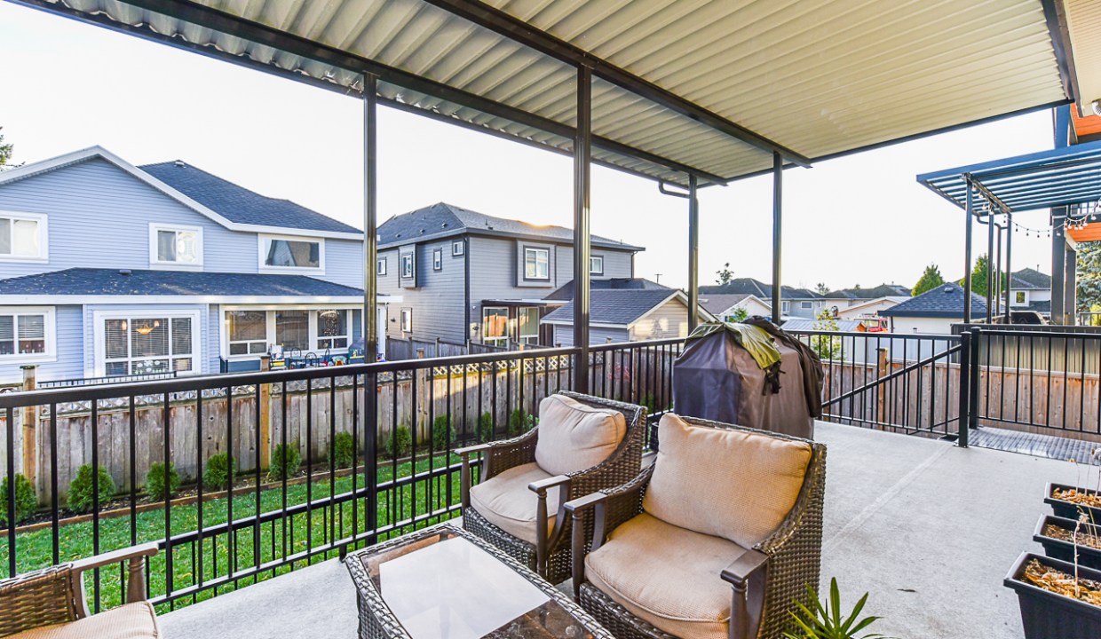 18612 56A Avenue Surrey-44