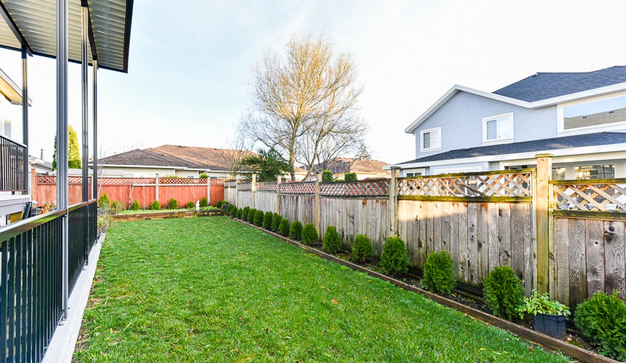 18612 56A Avenue Surrey-46