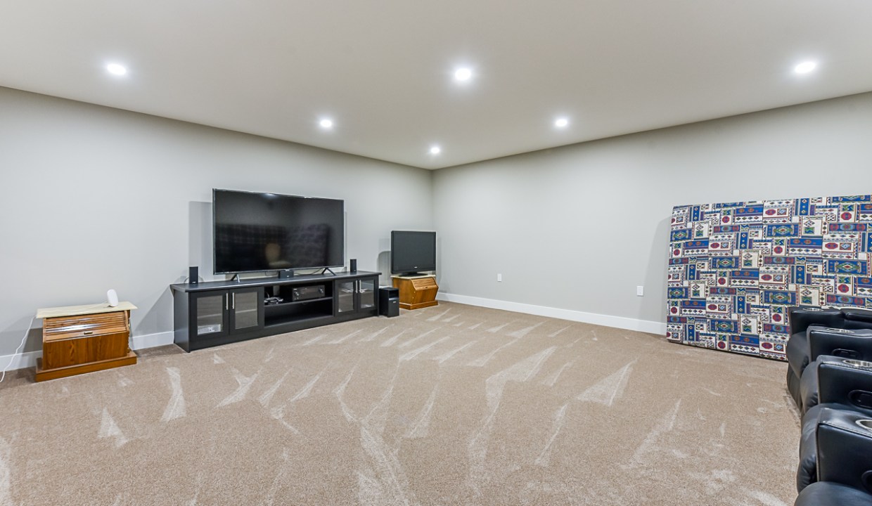 18612 56A Avenue Surrey-48