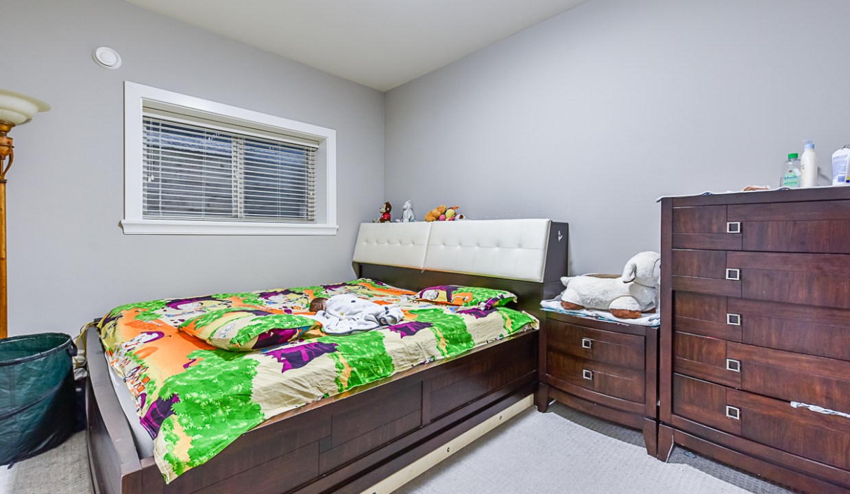 18612 56A Avenue Surrey-59