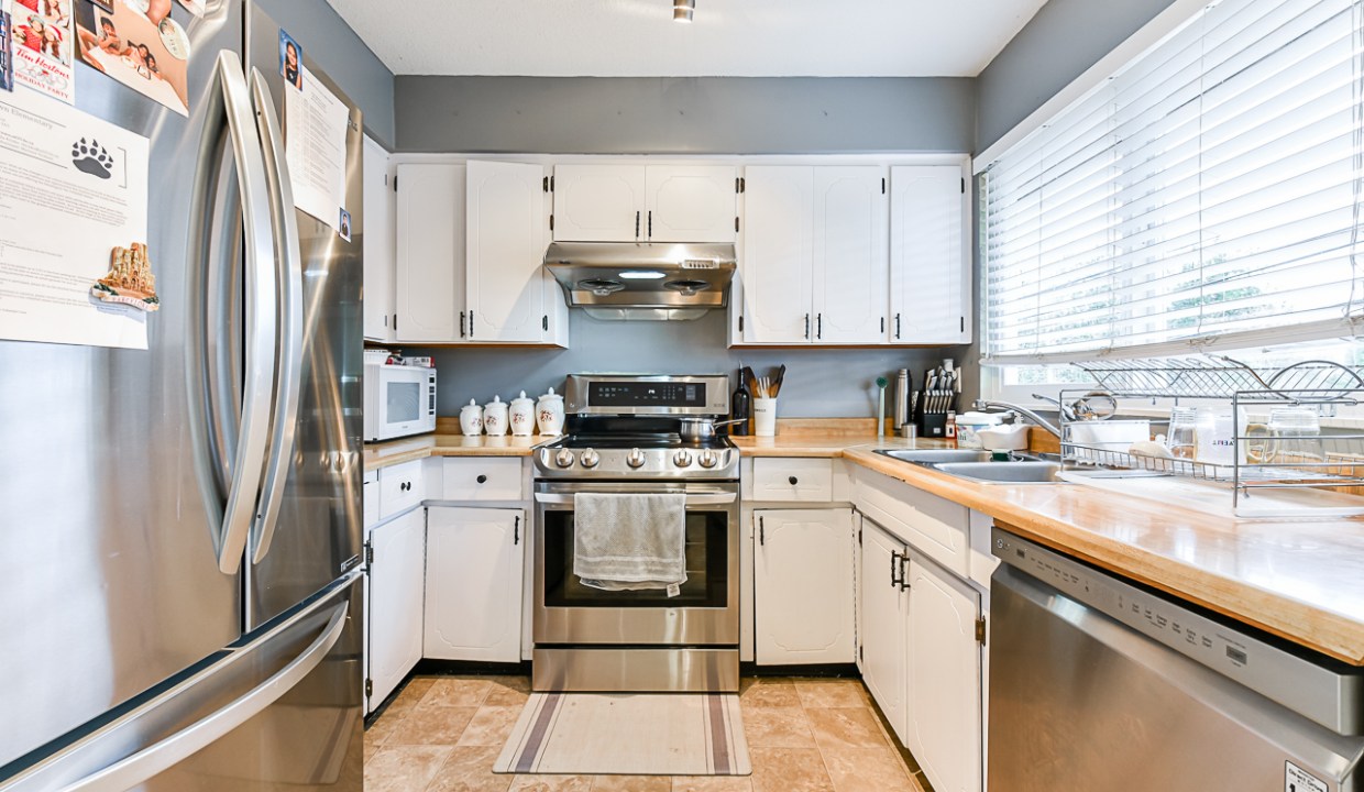 3357 271B Street Langley City-13