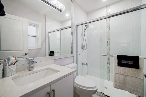 4095 Eckert Street Chilliwack-19