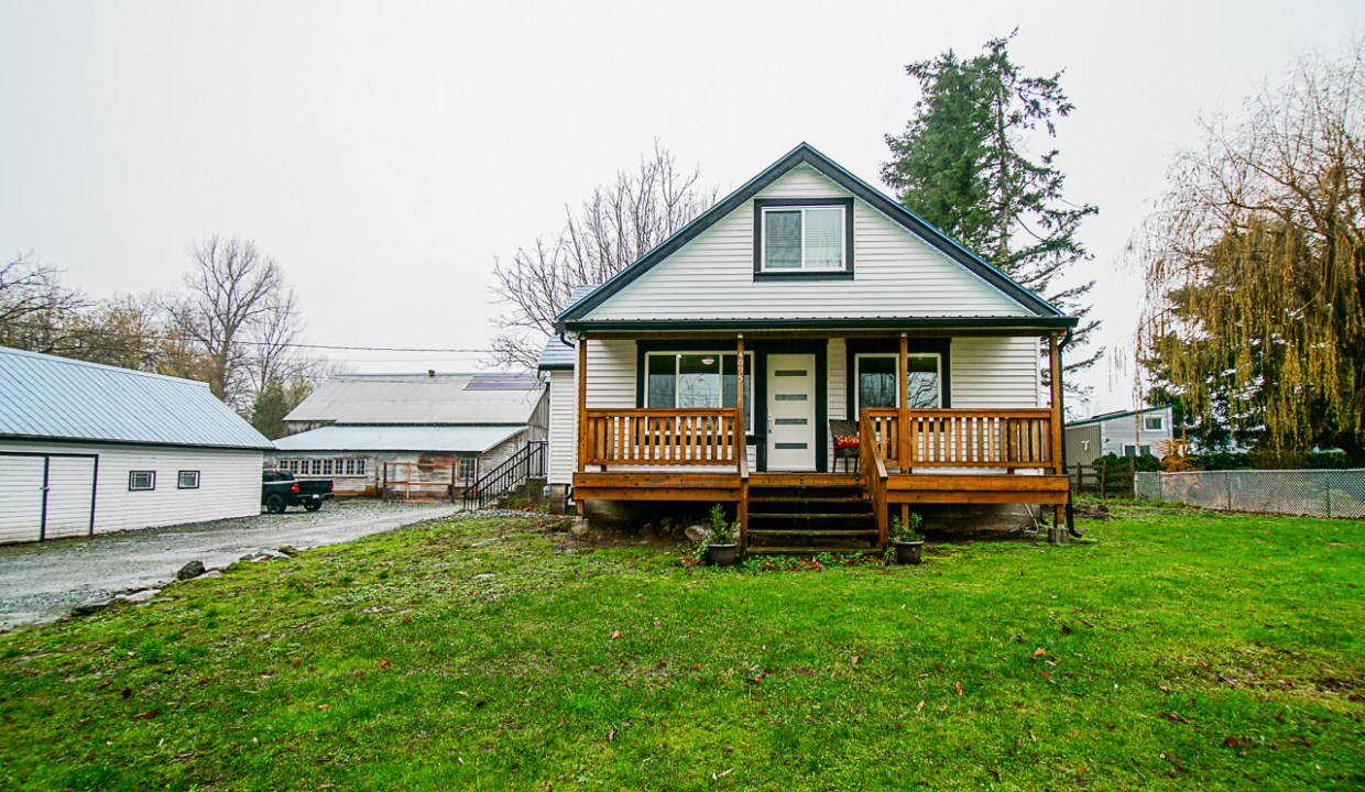 4095 Eckert Street Chilliwack-2