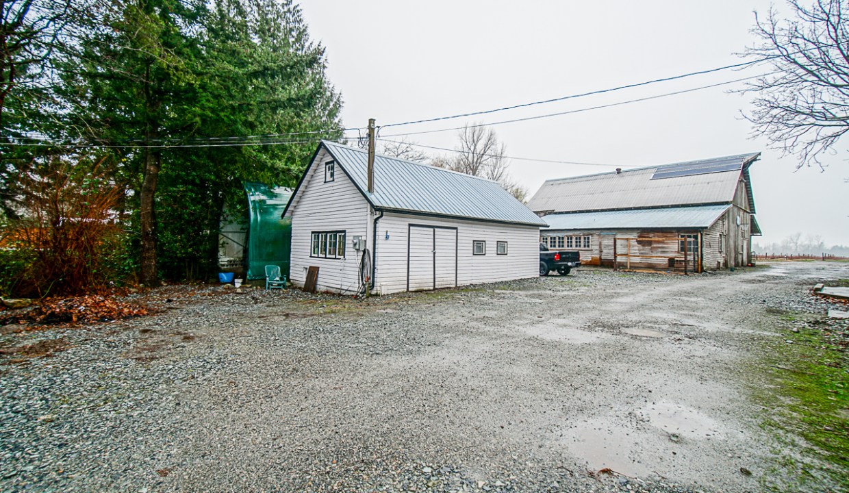 4095 Eckert Street Chilliwack-28