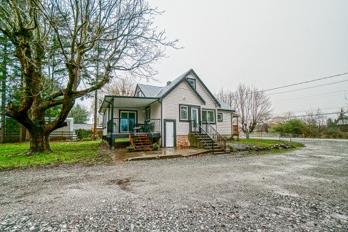 4095 Eckert Street Chilliwack-32