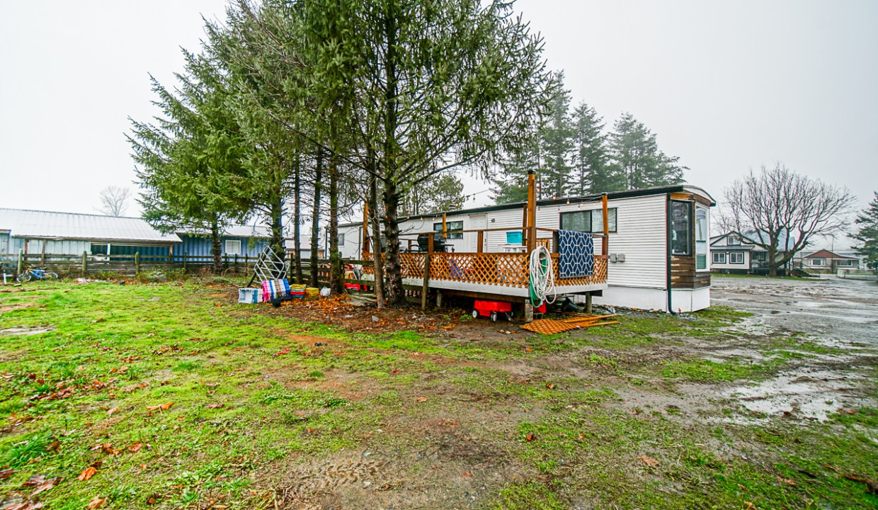 4095 Eckert Street Chilliwack-39